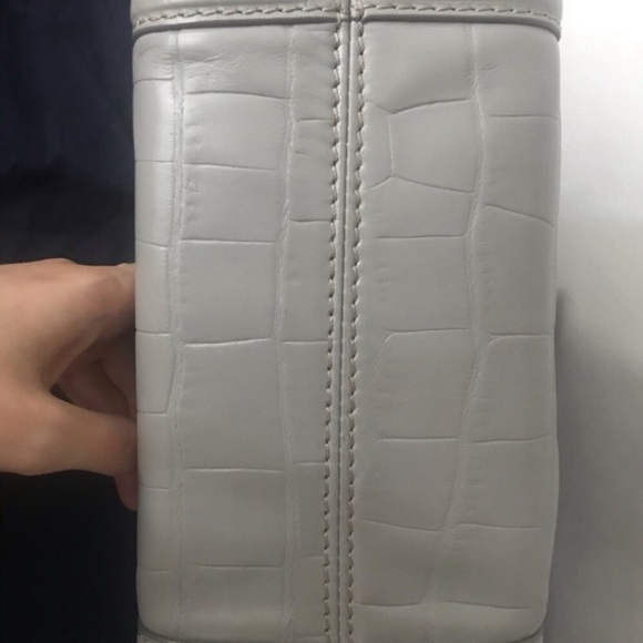 Authentic Alexander McQueen Skull Mini Bag in Grey Croc Leather - Picture 5 of 12